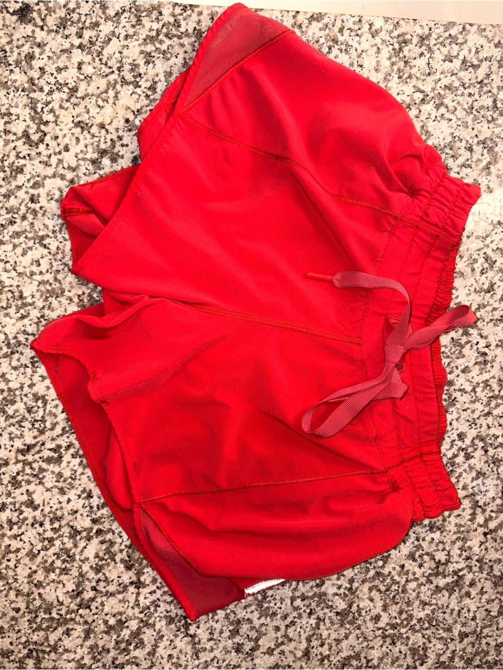 Lululemon 4in shorts